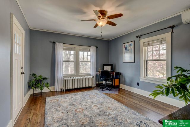 101 N 54 Street, Omaha, NE 68132