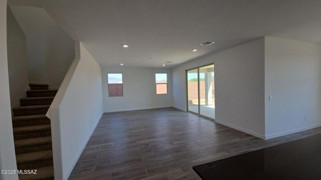 14138 E Canidae Drive E, Vail, AZ 85641