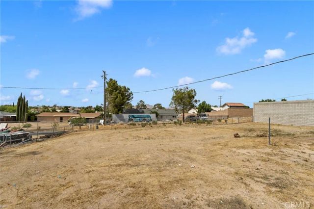 16670 Sholic Street, Victorville, CA 92395