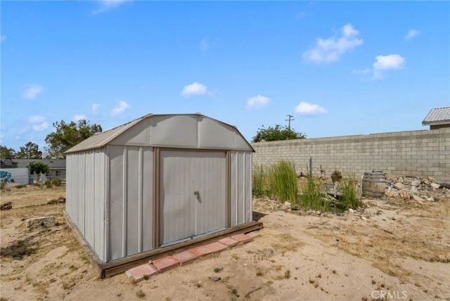 16670 Sholic Street, Victorville, CA 92395