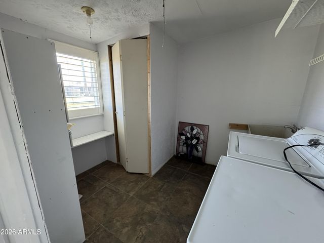 10750 W PEORIA Avenue, Sun City, AZ 85351