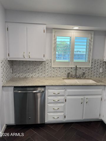 10750 W PEORIA Avenue, Sun City, AZ 85351