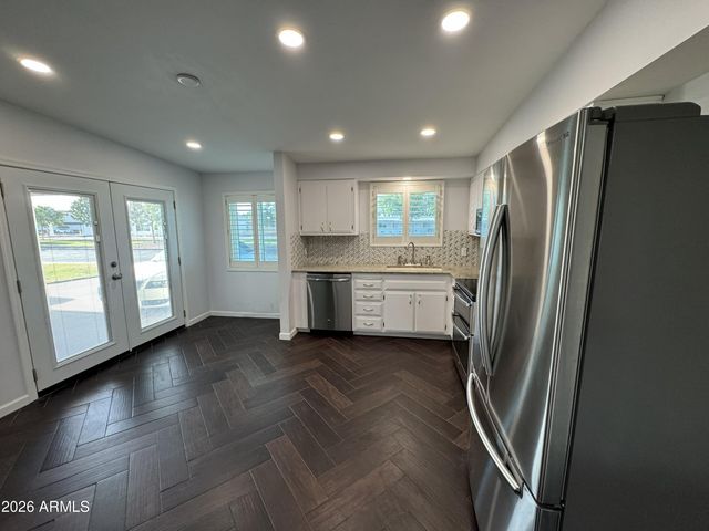 10750 W PEORIA Avenue, Sun City, AZ 85351