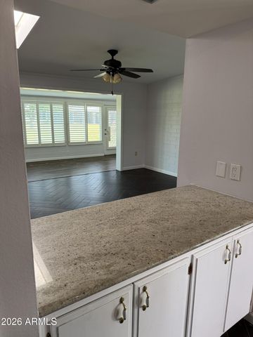 10750 W PEORIA Avenue, Sun City, AZ 85351