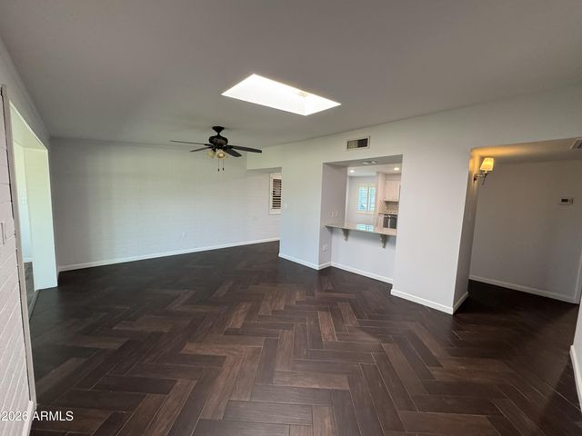10750 W PEORIA Avenue, Sun City, AZ 85351