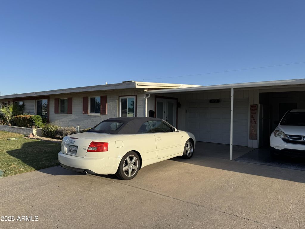 Image 1 of property listing at 10750 W PEORIA Avenue, Sun City, AZ 85351