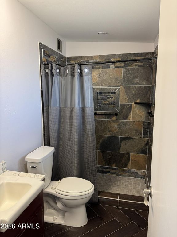 Image 12 of property listing at 10750 W PEORIA Avenue, Sun City, AZ 85351