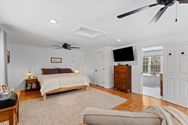 114 Meadow St, Carver, MA 02330