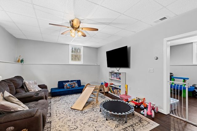 114 Meadow St, Carver, MA 02330