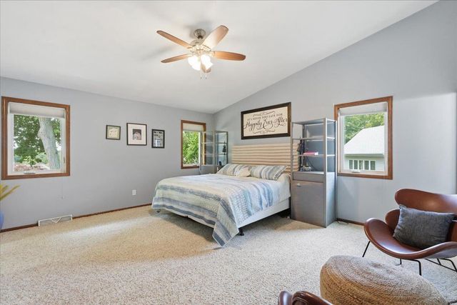 416 Stoneridge Terrace, Deforest, WI 53532