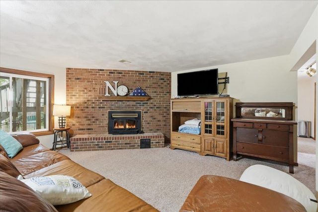 416 Stoneridge Terrace, Deforest, WI 53532