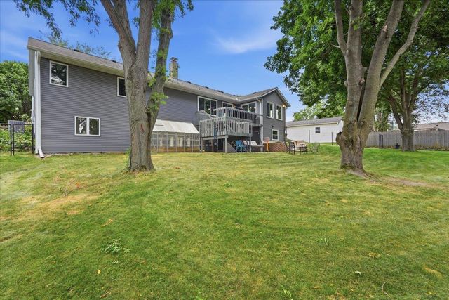 416 Stoneridge Terrace, Deforest, WI 53532