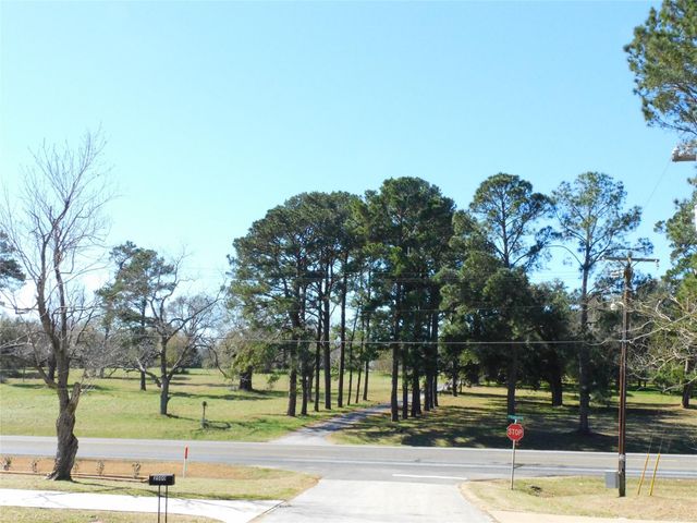 2408 Gun And Rod Road, Brenham, TX 77833