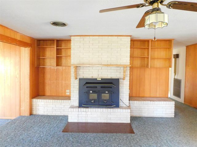 2408 Gun And Rod Road, Brenham, TX 77833