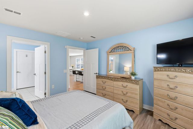 216 Shepley Street, Fountain Inn, SC 29644