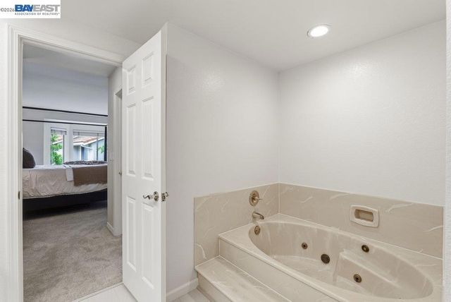 540 Ivy Pointe Circle, San Ramon, CA 94582