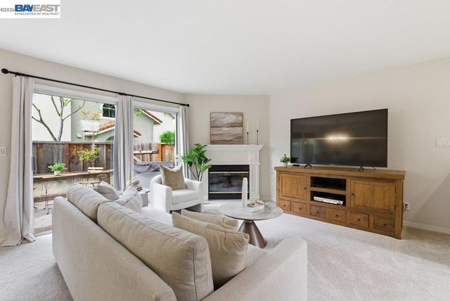 540 Ivy Pointe Circle, San Ramon, CA 94582