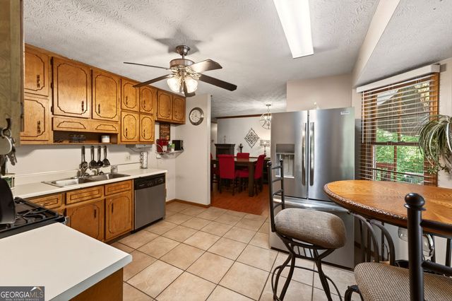 151 Glenloch Parkway, Stockbridge, GA 30281