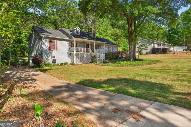 151 Glenloch Parkway, Stockbridge, GA 30281