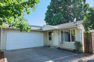 3016 Starr Ct NE, Salem, OR 97301