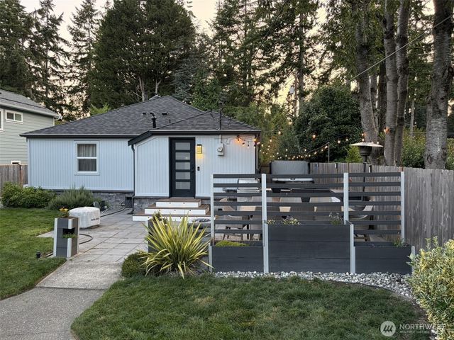 13758 3rd Avenue NW, Seattle, WA 98177