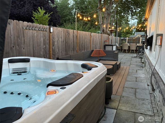 13758 3rd Avenue NW, Seattle, WA 98177