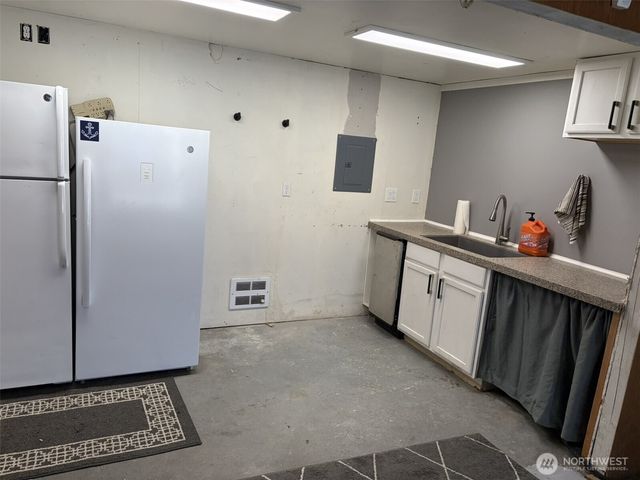 13758 3rd Avenue NW, Seattle, WA 98177