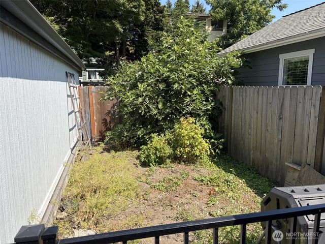 13758 3rd Avenue NW, Seattle, WA 98177