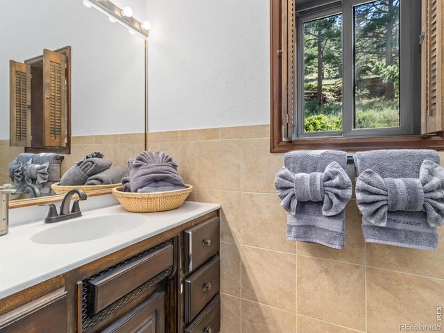 1426 St Moritz Trail, Estes Park, CO 80517