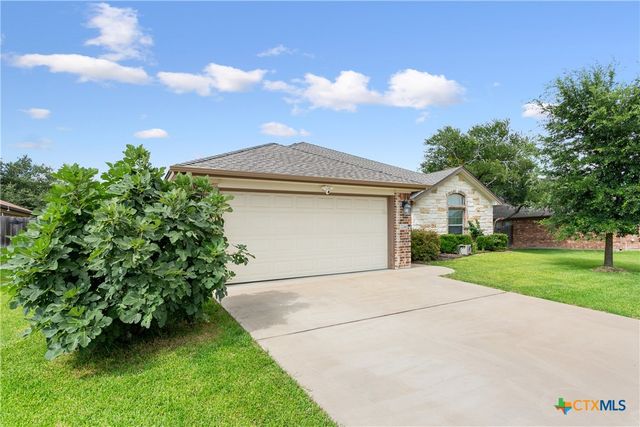 2240 Yturria Drive, Belton, TX 76513