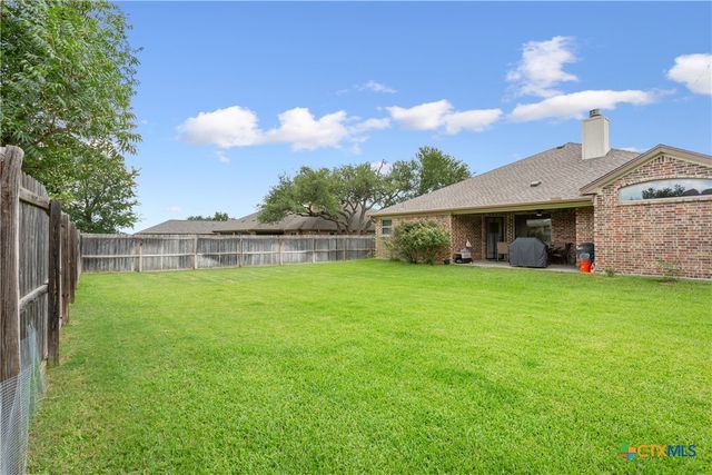 2240 Yturria Drive, Belton, TX 76513