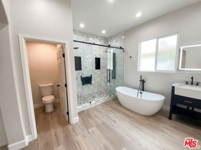 12798 N Rim Way, Rancho Cucamonga, CA 91739