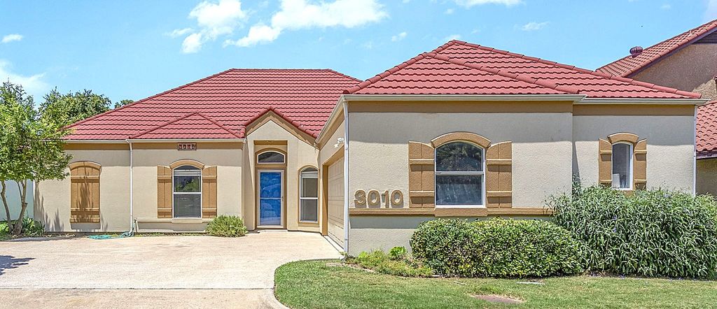 3010 Harbor Drive, Rockwall, TX 75087