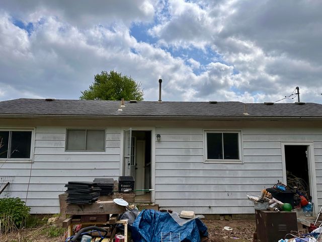 2007 W Water Street, Springfield, MO 65802