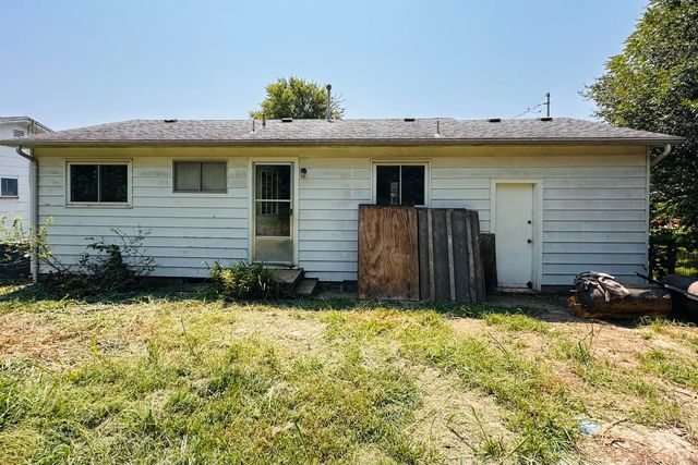 2007 W Water Street, Springfield, MO 65802