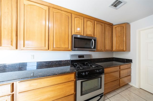 3313 Knights Haven Lane, Garland, TX 75044