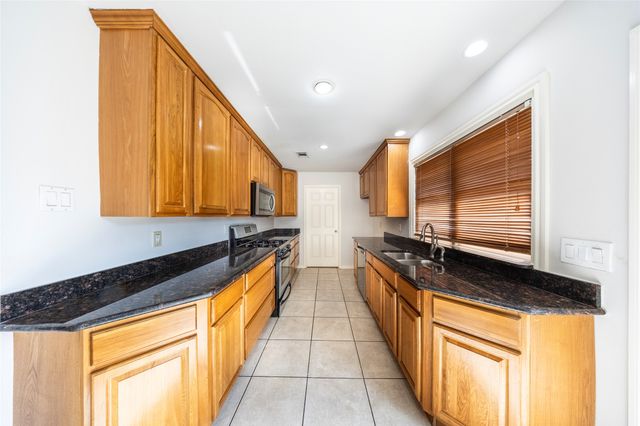 3313 Knights Haven Lane, Garland, TX 75044