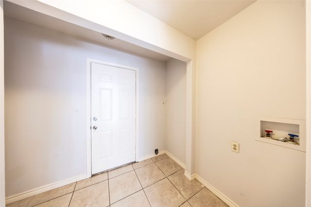 3313 Knights Haven Lane, Garland, TX 75044