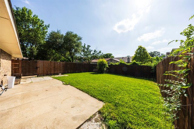3313 Knights Haven Lane, Garland, TX 75044