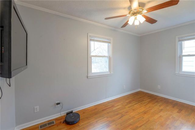 12701 10TH Street, Grandview, MO 64030