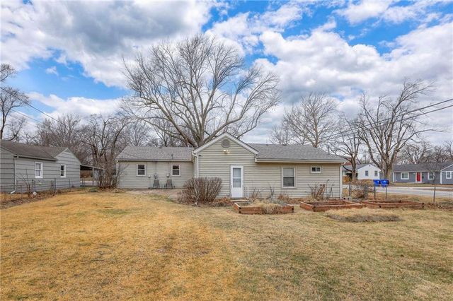 12701 10TH Street, Grandview, MO 64030