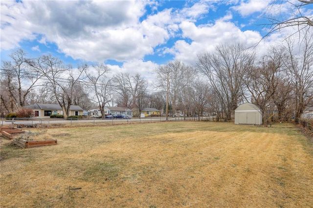 12701 10TH Street, Grandview, MO 64030