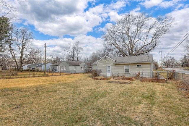 12701 10TH Street, Grandview, MO 64030