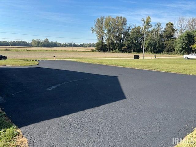 2660 W Chopline Drive, Rockport, IN 47635