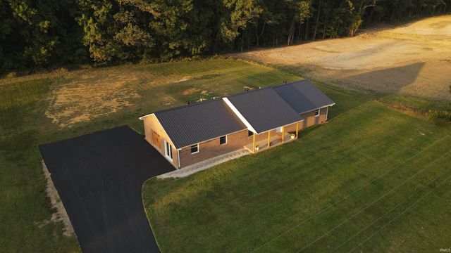 2660 W Chopline Drive, Rockport, IN 47635