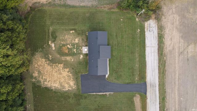 2660 W Chopline Drive, Rockport, IN 47635