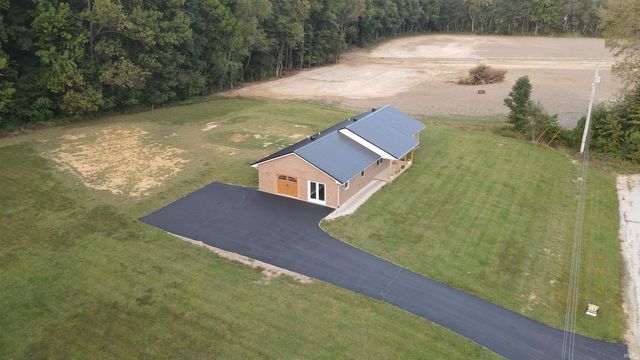2660 W Chopline Drive, Rockport, IN 47635