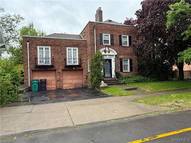 1228 Ferry Avenue, Niagara Falls, NY 14301