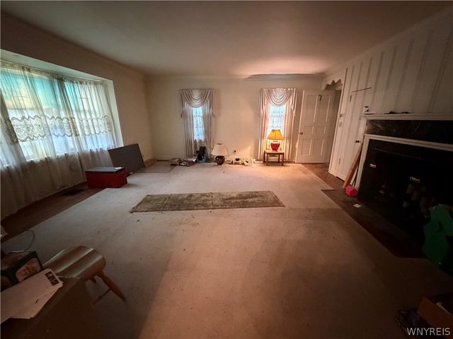 1228 Ferry Avenue, Niagara Falls, NY 14301