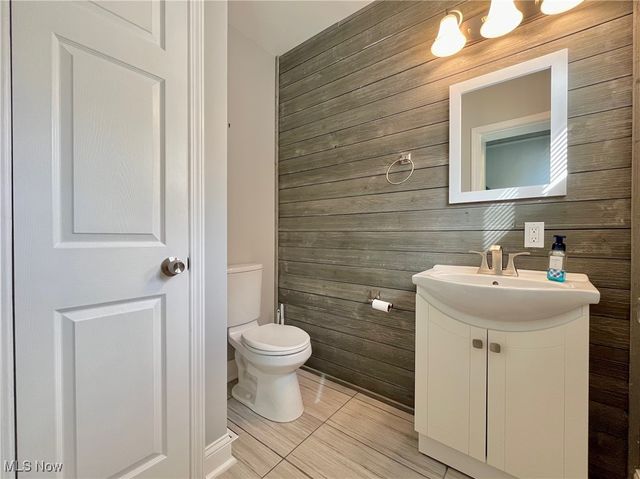 3440 Erin Avenue, Cleveland, OH 44113